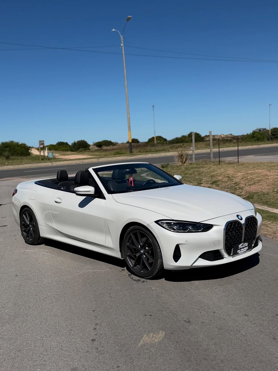 ✅NUEVO INGRESO✅

BMW 420i CABRIOLET!

⚙️: 4 CILINDROS!

🐎: 184 HP!

📅: 2024!

KM: 30.000!

ÚNICO DUEÑO!

FICHA OFICIAL!

PRÓXIMO SERVICIO GRATIS!...